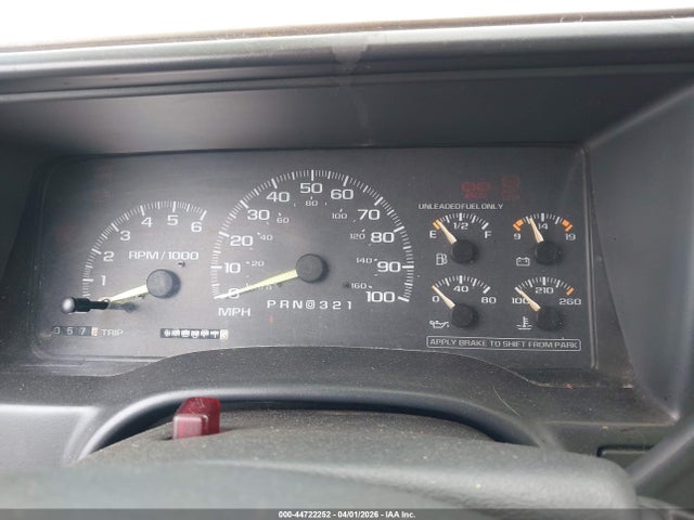 Продаж на аукціоні авто 1998 Chevrolet K2500 Fleetside, vin: 1GCGK29J1WE137539, номер лоту: 44722252