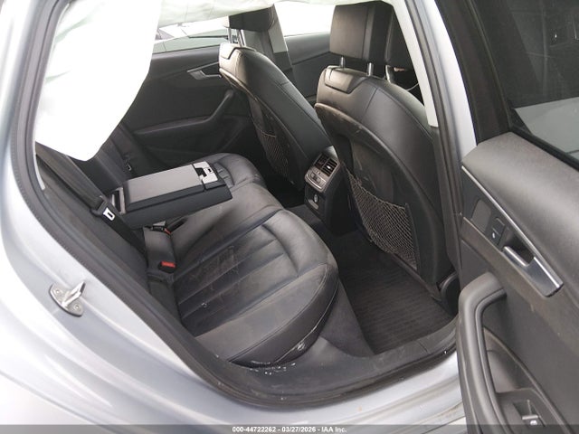 44722262 :رقم المزاد ، WAUDNAF4XHN054047 vin ، 2017 Audi A4 2.0t Season Of Audi Premium مزاد بيع