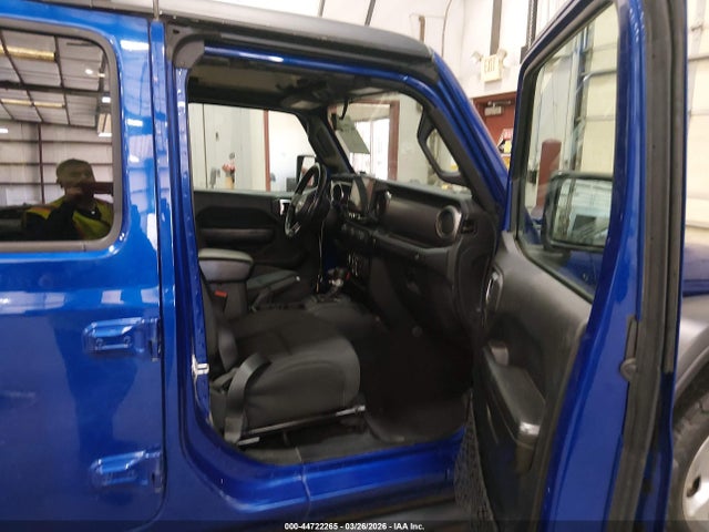 1C4HJXDNXLW148138 Jeep Wrangler Unlimited Sport S 4x4