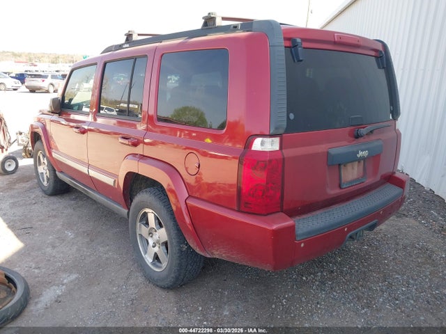 2010 JEEP COMMANDER 1J4RG4GT5AC113544 Photo 2
