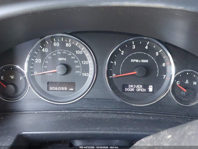 2010 JEEP COMMANDER 1J4RG4GT5AC113544 Photo 6