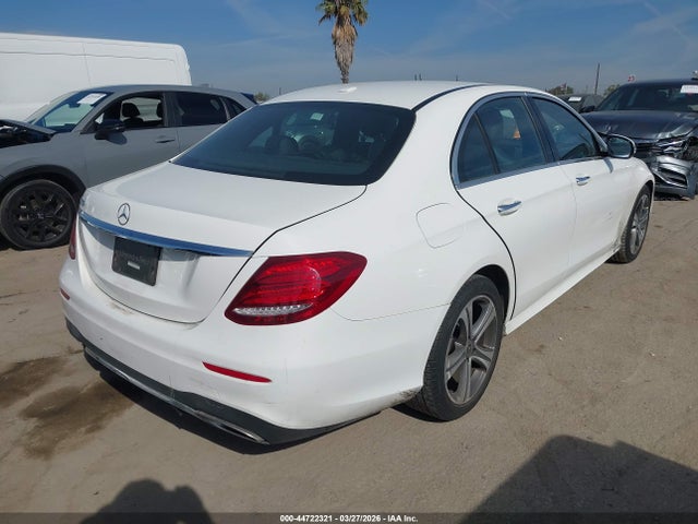 WDDZF4JB0KA529528 Mercedes-Benz E 300