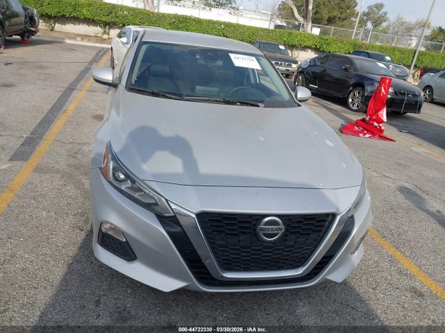 2022 Nissan Altima Sv Fwd მანქანა იყიდება აუქციონზე, vin: 1N4BL4DV3NN339431, აუქციონის ნომერი: 44722330
