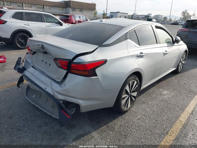 2022 Nissan Altima Sv Fwd მანქანა იყიდება აუქციონზე, vin: 1N4BL4DV3NN339431, აუქციონის ნომერი: 44722330