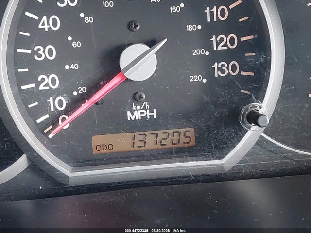 44722335 :رقم المزاد ، KNDUP131346508800 vin ، 2004 Kia Sedona Ex/lx مزاد بيع