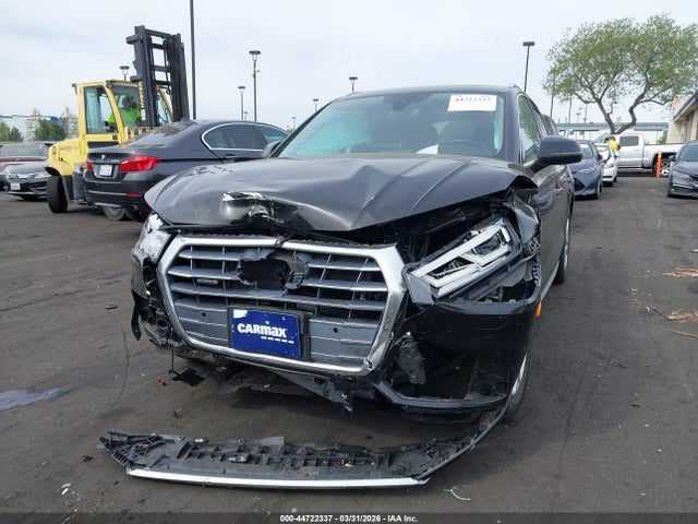 WA1BNAFY7J2207384 Audi Q5 2.0t Premium/2.0t Tech Premium