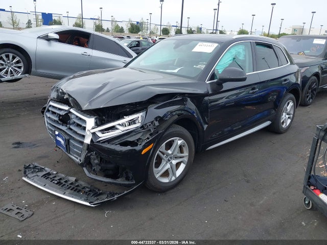 WA1BNAFY7J2207384 Audi Q5 2.0t Premium/2.0t Tech Premium