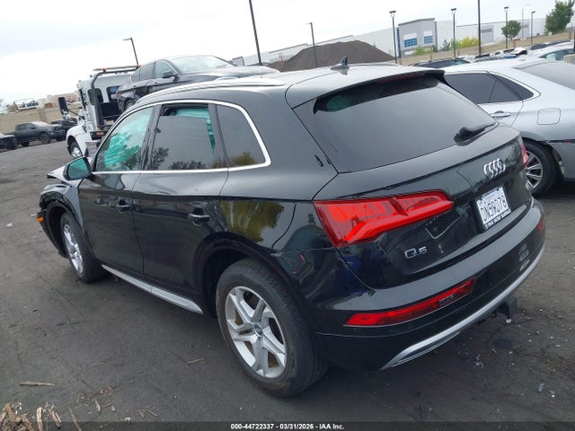 WA1BNAFY7J2207384 Audi Q5 2.0t Premium/2.0t Tech Premium
