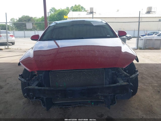 KMHD84LFXJU474870 Hyundai ELANTRA SEL