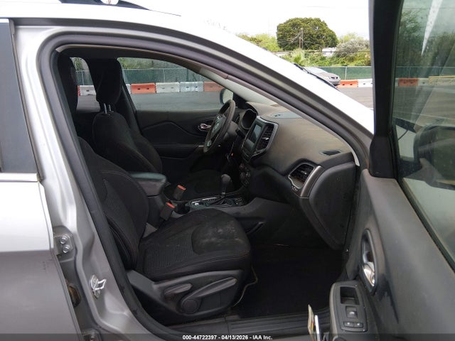 1C4PJLCX7KD353854 Jeep Cherokee Latitude Fwd