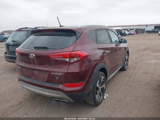 KM8J33A22HU408187 Hyundai Tucson Sport