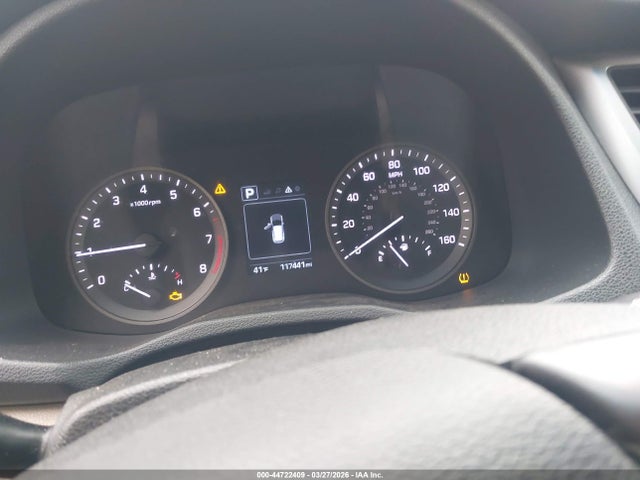 KM8J33A22HU408187 Hyundai Tucson Sport