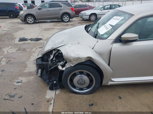 Aukcja sprzedaży 2012 Volkswagen Beetle 2.5l, vin: 3VWJX7AT7CM662951, numer aukcji: 44722432