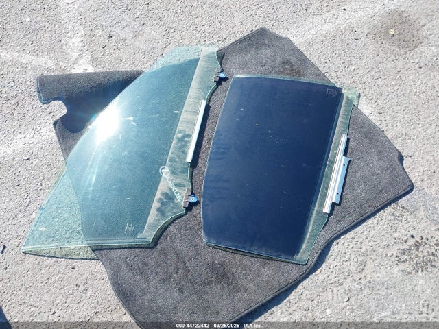 44722442 :رقم المزاد ، JTHDA1D21L5107368 vin ، 2020 Lexus Is 300 مزاد بيع