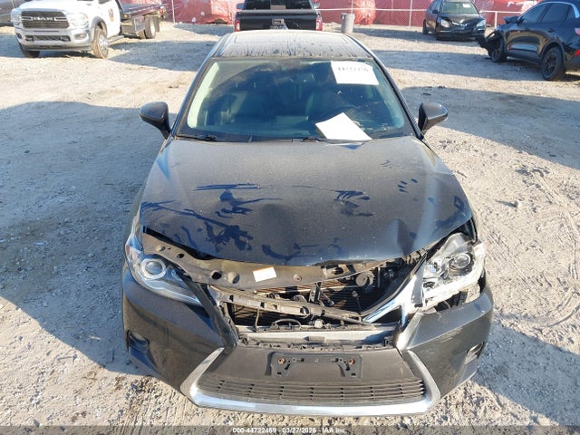 Lexus CT 200H 2016 JTHKD5BH0G2259985 Image 12