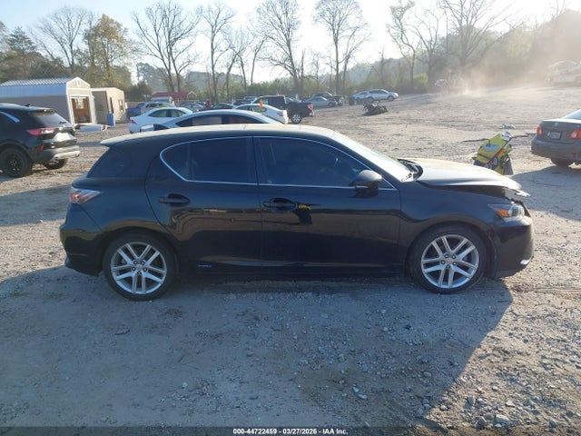 Lexus CT 200H 2016 JTHKD5BH0G2259985 Image 13