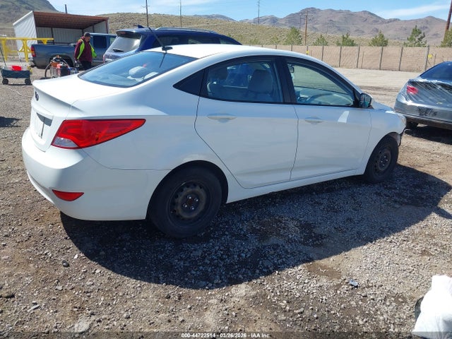 Hyundai ACCENT GLS 2015 KMHCT4AE5FU886609 Image 4
