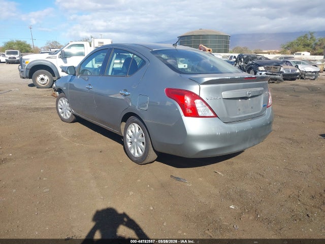 3N1CN7AP8EL839605 Nissan Versa 1.6 Sv