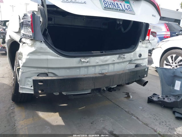 Toyota COROLLA SE 2019 5YFBURHEXKP887682 Image 18