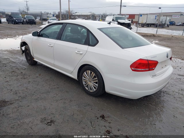 2014 Volkswagen Passat 2.5l S მანქანა იყიდება აუქციონზე, vin: 1VWAP7A35EC049814, აუქციონის ნომერი: 44722532