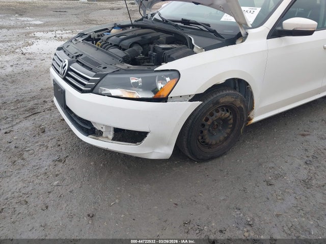 2014 Volkswagen Passat 2.5l S მანქანა იყიდება აუქციონზე, vin: 1VWAP7A35EC049814, აუქციონის ნომერი: 44722532