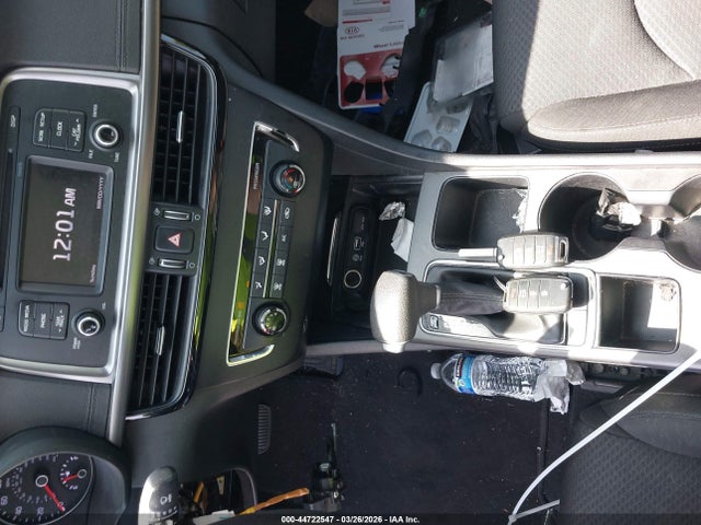 KNAGT4L34H5151826 KIA Optima Lx