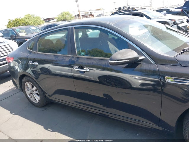 KNAGT4L34H5151826 KIA Optima Lx