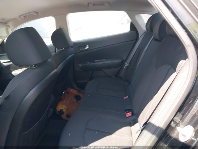 KNAGT4L34H5151826 KIA Optima Lx