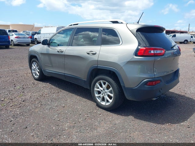 1C4PJLCB9JD583754 Jeep Cherokee Latitude Fwd