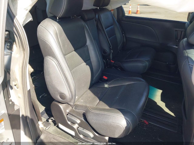 5TDXZ3DC5HS787756 Toyota Sienna Se 8 Passenger