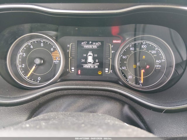 44722565 :رقم المزاد ، 1C4PJLLB9KD470274 vin ، 2019 Jeep Cherokee Latitude Plus Fwd مزاد بيع