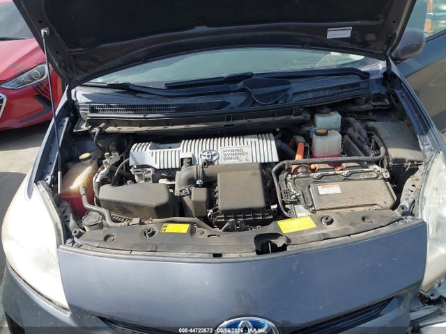 Toyota Prius Two 2014 JTDKN3DU2E1749201 Image 10