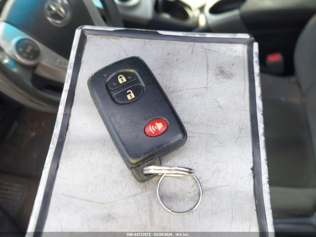 Toyota Prius Two 2014 JTDKN3DU2E1749201 Image 11