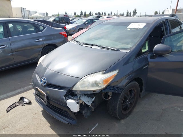 Toyota Prius Two 2014 JTDKN3DU2E1749201 Image 21
