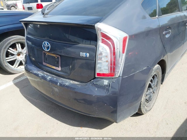 Toyota Prius Two 2014 JTDKN3DU2E1749201 Image 6