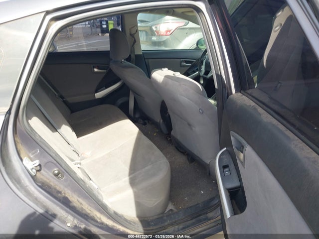 Toyota Prius Two 2014 JTDKN3DU2E1749201 Image 8