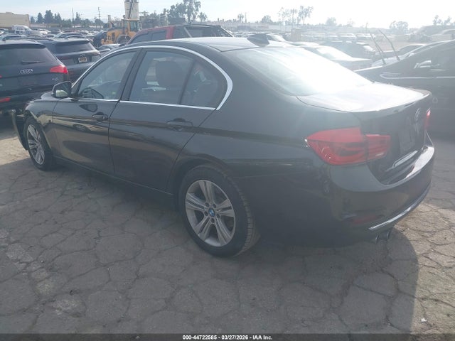 2017 BMW 330I WBA8B9G34HNU56435 Photo 2