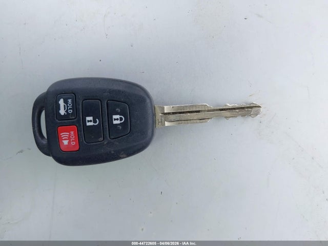 Продаж на аукціоні авто 2018 Toyota Corolla Le, vin: 5YFBURHE0JP783863, номер лоту: 44722605