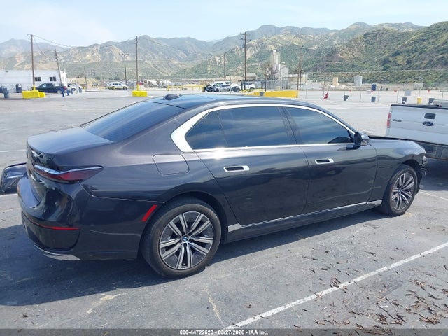 2024 Bmw I7 Edrive50 მანქანა იყიდება აუქციონზე, vin: WBY43EJ09RCR07277, აუქციონის ნომერი: 44722623