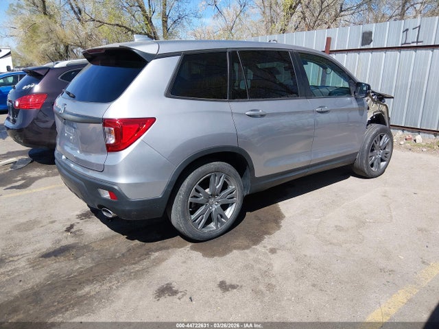 2021 HONDA PASSPORT 5FNYF7H55MB013344 Photo 3