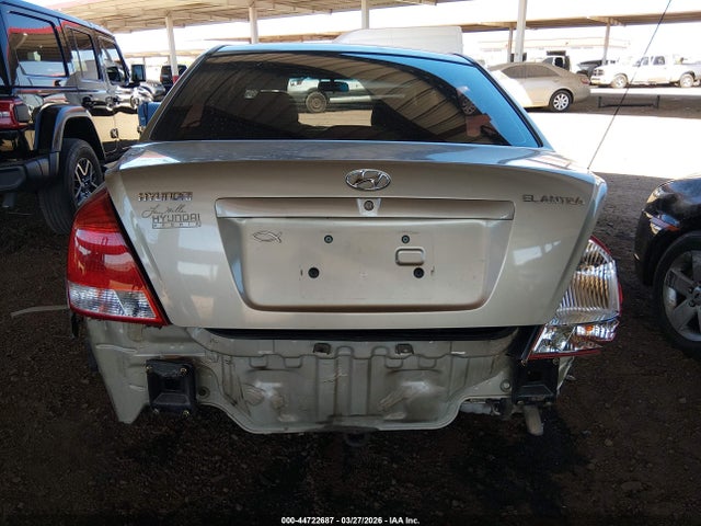2003 HYUNDAI ELANTRA KMHDN45D73U584055 Photo 5
