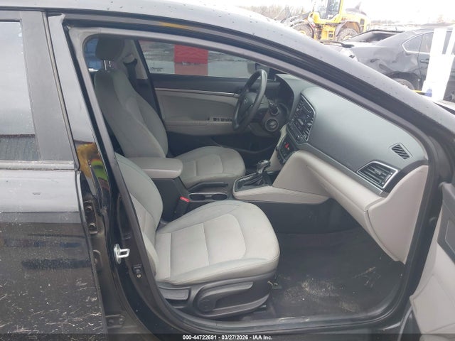 2017 Hyundai Elantra Se მანქანა იყიდება აუქციონზე, vin: KMHD74LF0HU091064, აუქციონის ნომერი: 44722691
