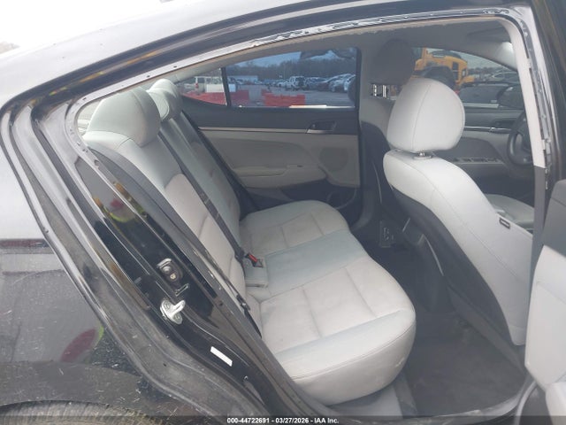 2017 Hyundai Elantra Se მანქანა იყიდება აუქციონზე, vin: KMHD74LF0HU091064, აუქციონის ნომერი: 44722691