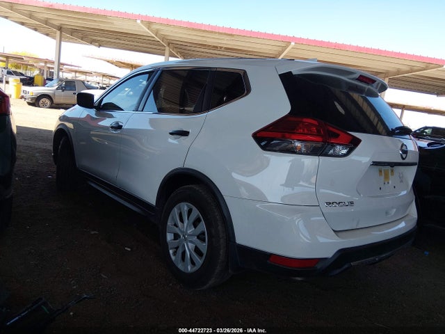 Nissan ROGUE S 2017 JN8AT2MT8HW138782 Image 3