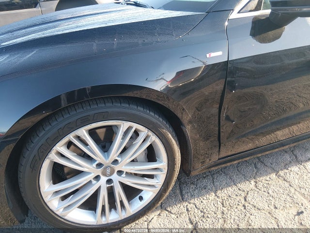 2019 AUDI A7 WAUU2AF27KN055607 Photo 5