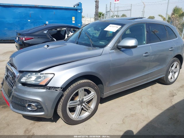 44722776 :رقم المزاد ، WA1MKAFP0AA077222 vin ، 2010 Audi Q5 3.2 Premium مزاد بيع