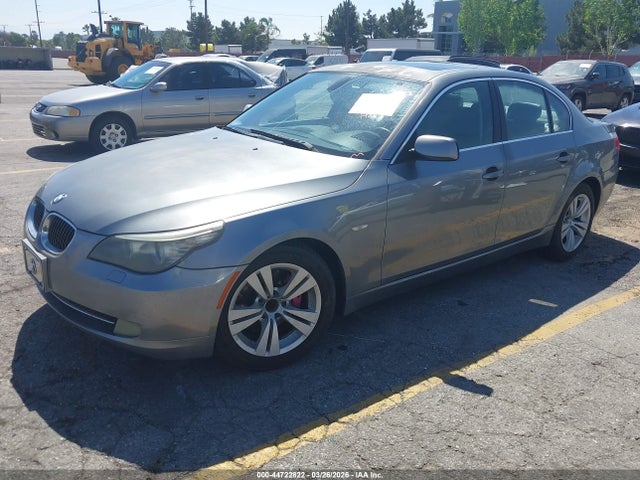 2010 Bmw 528i მანქანა იყიდება აუქციონზე, vin: WBANU5C59AC126384, აუქციონის ნომერი: 44722822