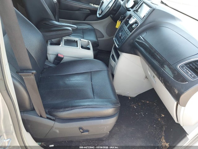 2015 CHRYSLER TOWN & COUNTRY 2C4RC1CG2FR608923 Photo 4