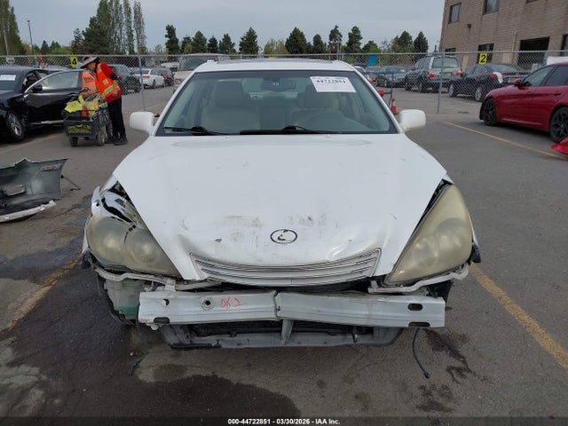 44722851 :رقم المزاد ، JTHBF30G030123015 vin ، 2003 Lexus Es 300 مزاد بيع