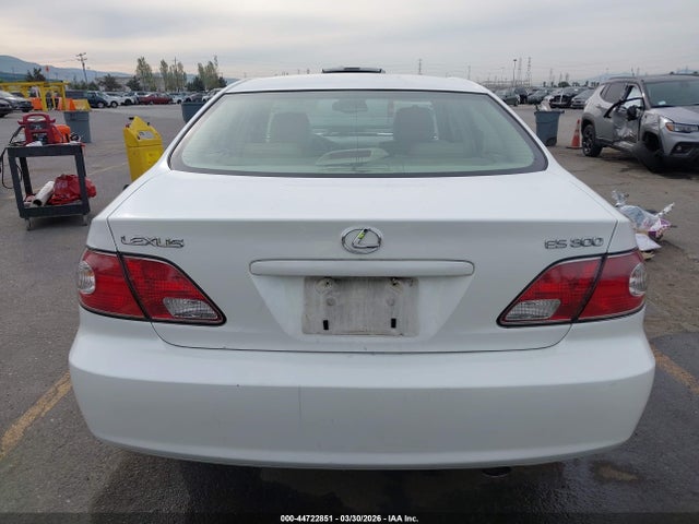 44722851 :رقم المزاد ، JTHBF30G030123015 vin ، 2003 Lexus Es 300 مزاد بيع